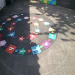 KS2 Play Area Games in West End 3